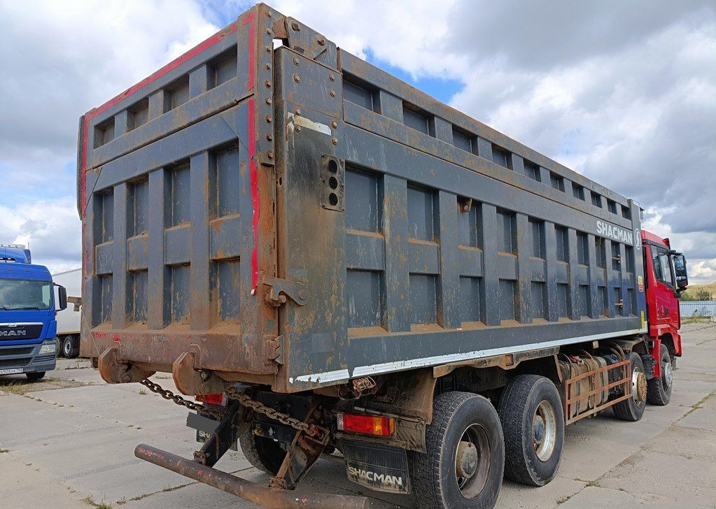 Самосвал Shacman X3000: фото 7