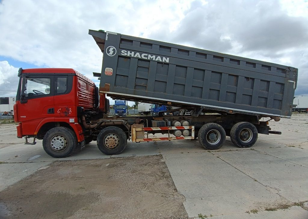 Самосвал Shacman X3000: фото 9