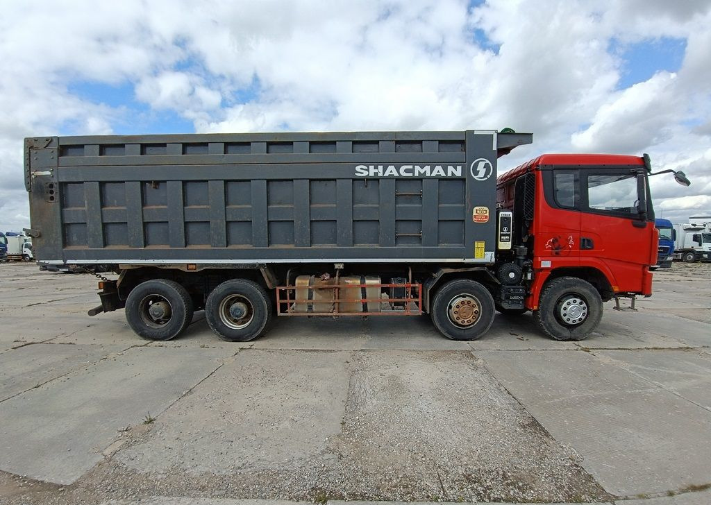 Самосвал Shacman X3000: фото 8
