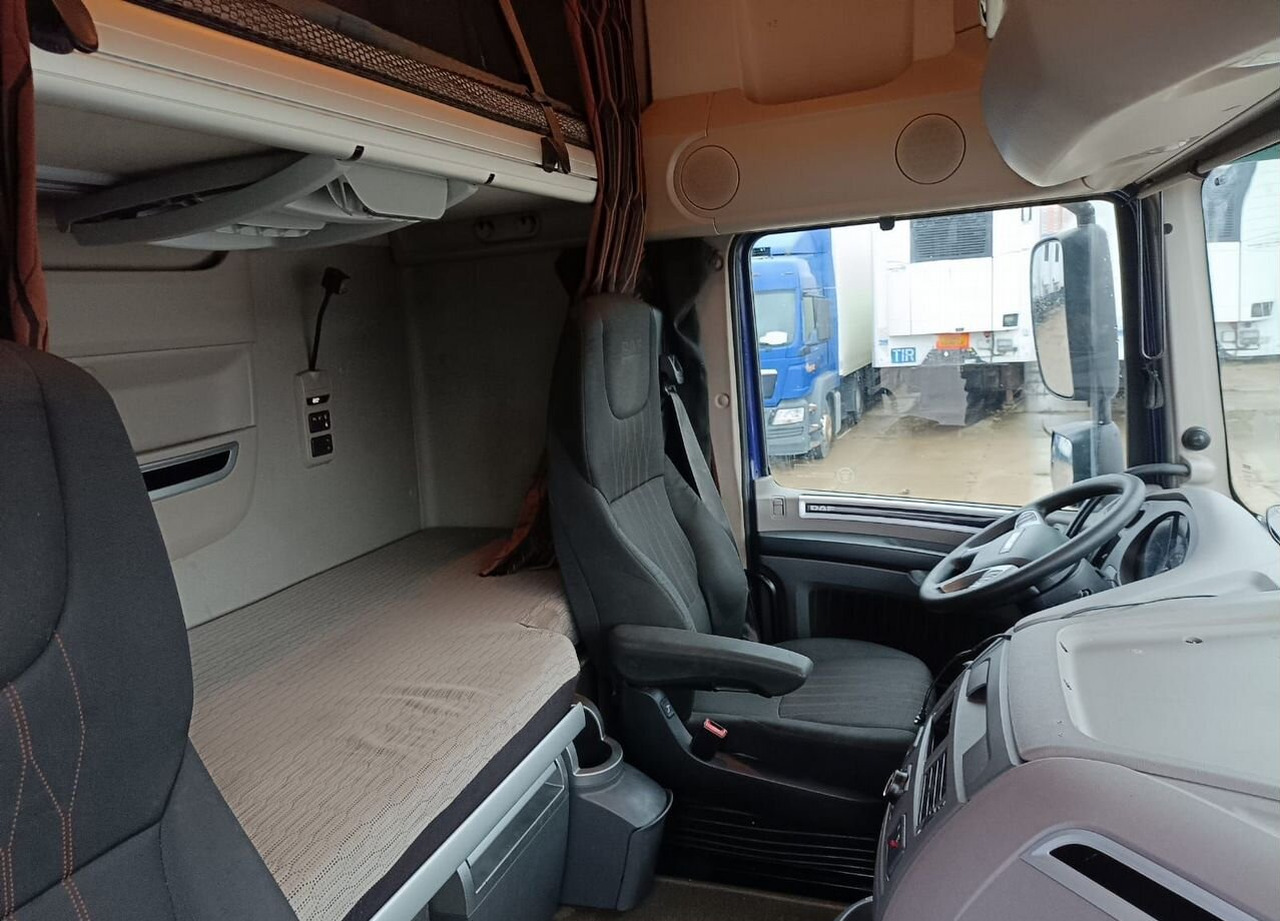 Тягач DAF XF: фото 8 Тягач DAF XF: фото 8