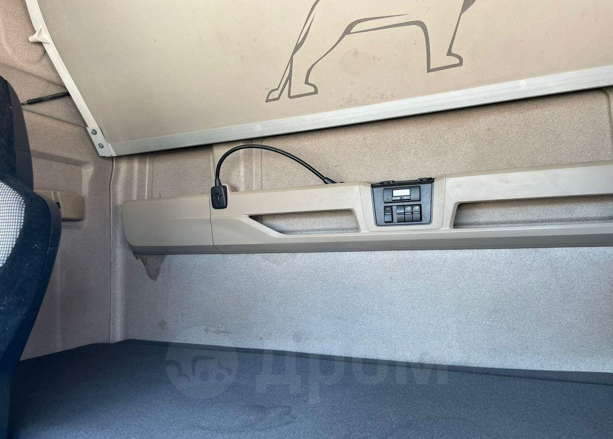 Тягач MAN TGX 18.440: фото 11