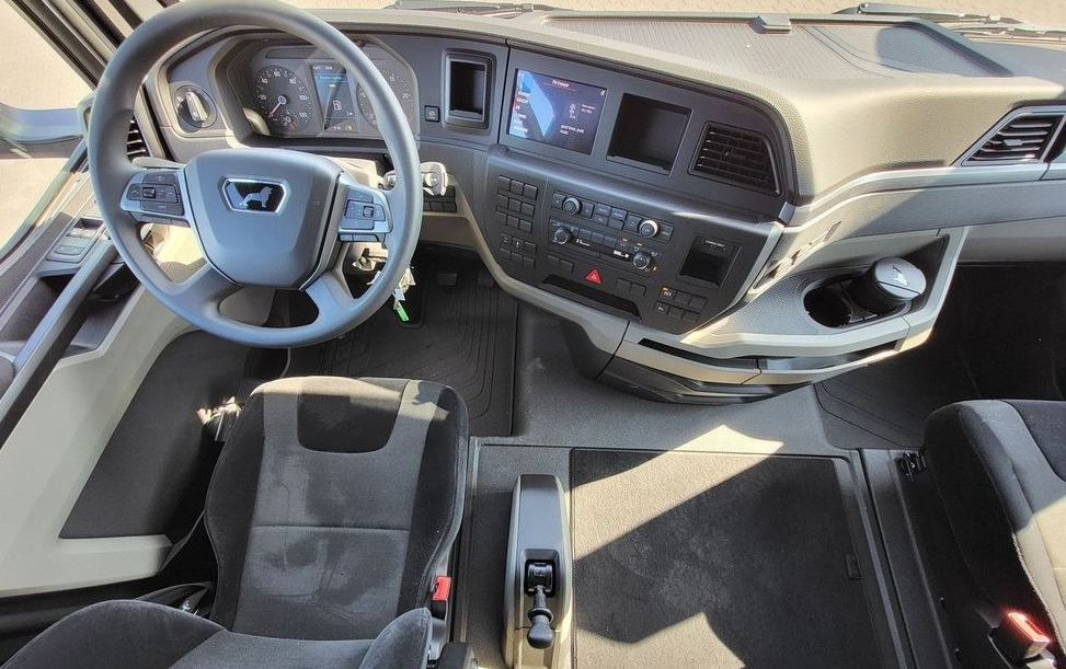 Новый Тягач MAN TGX 18.480 4x2 Euro 5: фото 12