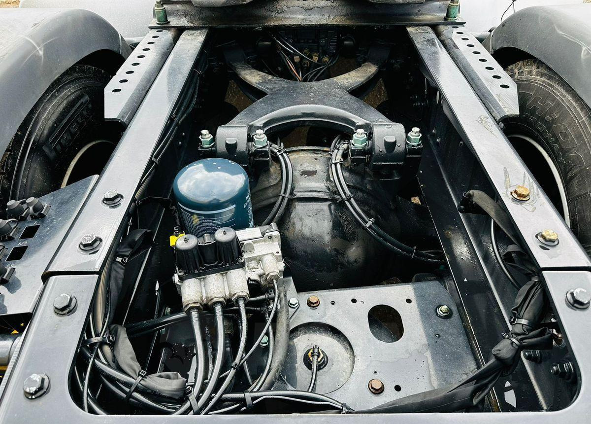 Тягач MAN TGX 18.510: фото 18 Тягач MAN TGX 18.510: фото 18