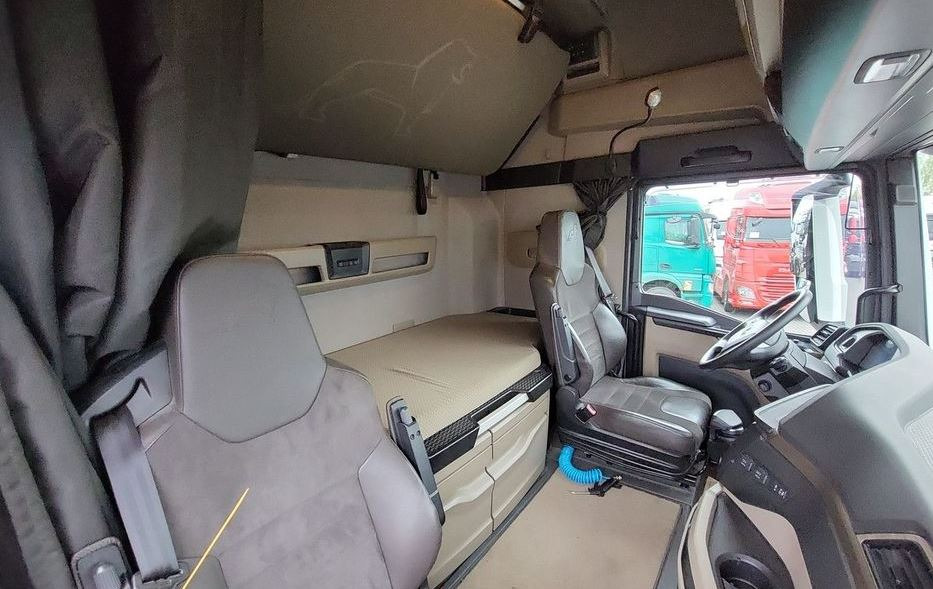 Тягач MAN TGX 28.510 6x2 GX Retarder: фото 15