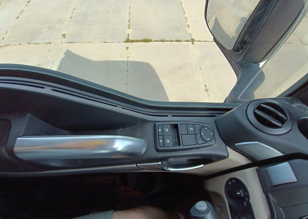 Тягач MAN TGX: фото 18