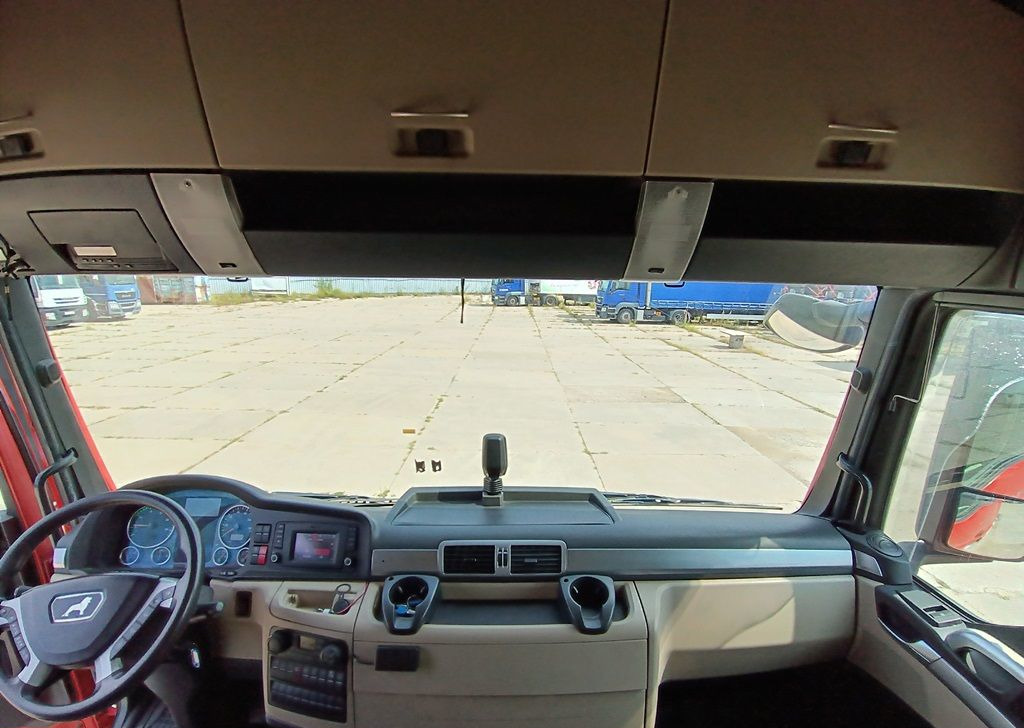Тягач MAN TGX: фото 10