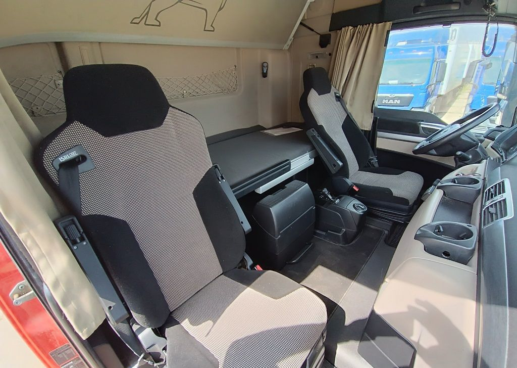 Тягач MAN TGX: фото 15