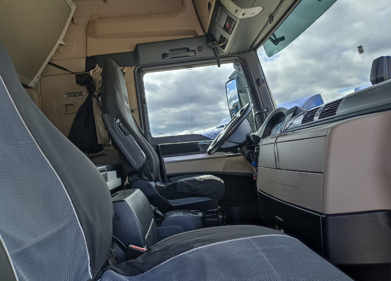 Тягач MAN TGX: фото 12 Тягач MAN TGX: фото 12