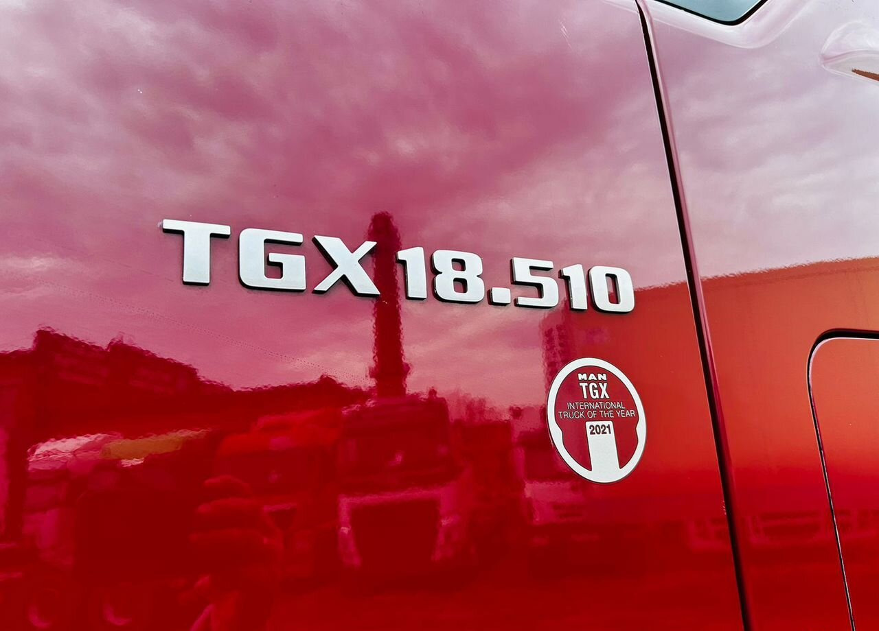 Тягач MAN TGX: фото 9
