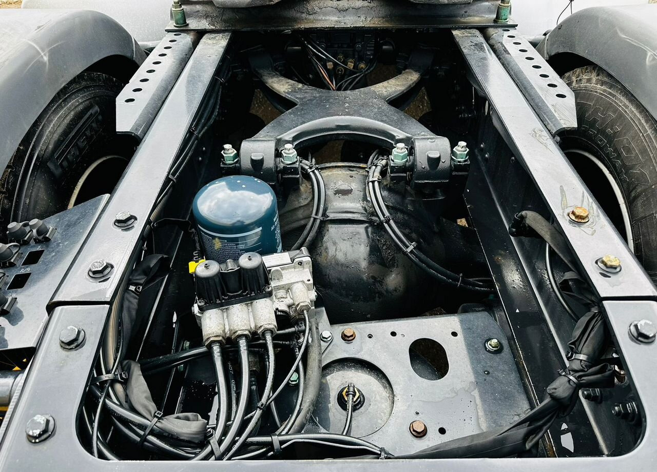 Тягач MAN TGX: фото 10