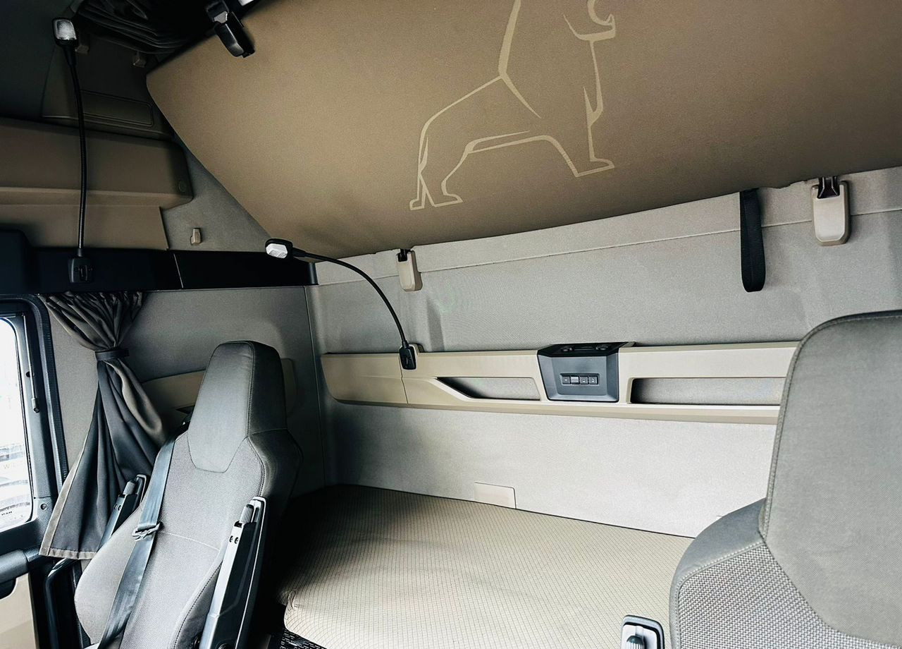 Тягач MAN TGX: фото 13