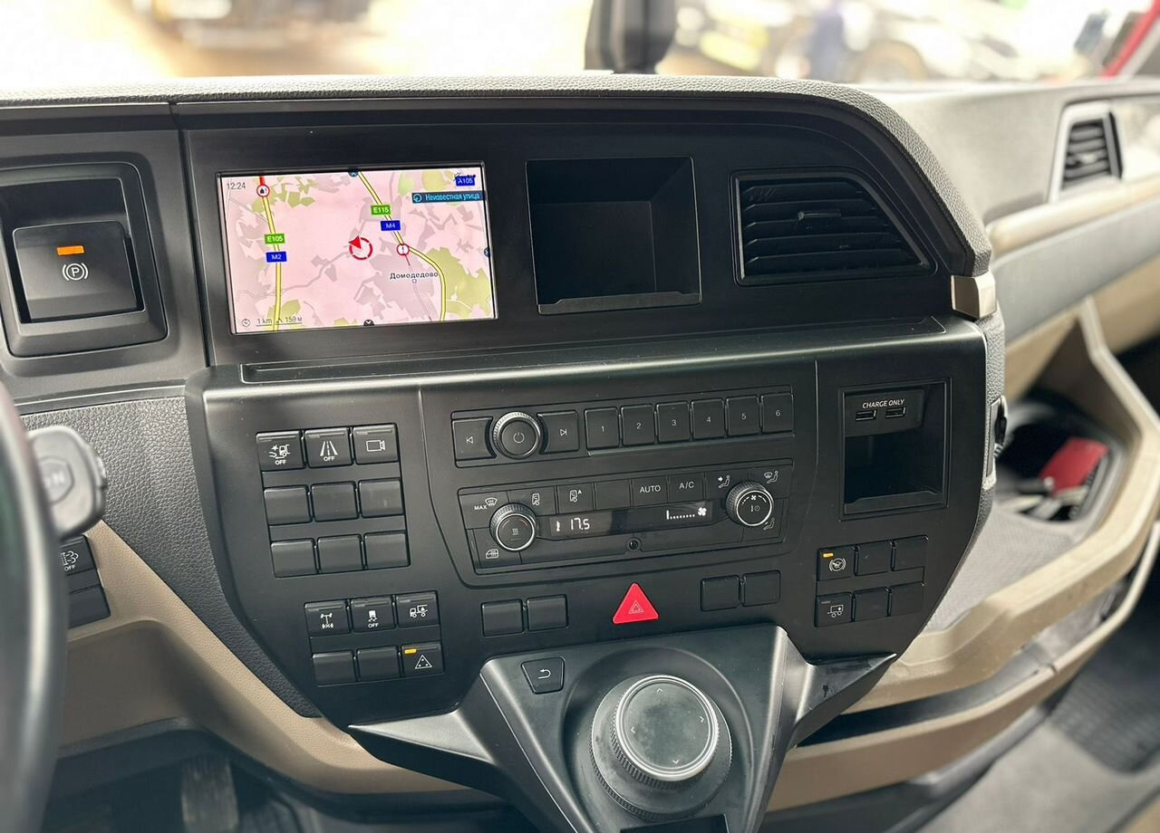 Тягач MAN TGX: фото 17