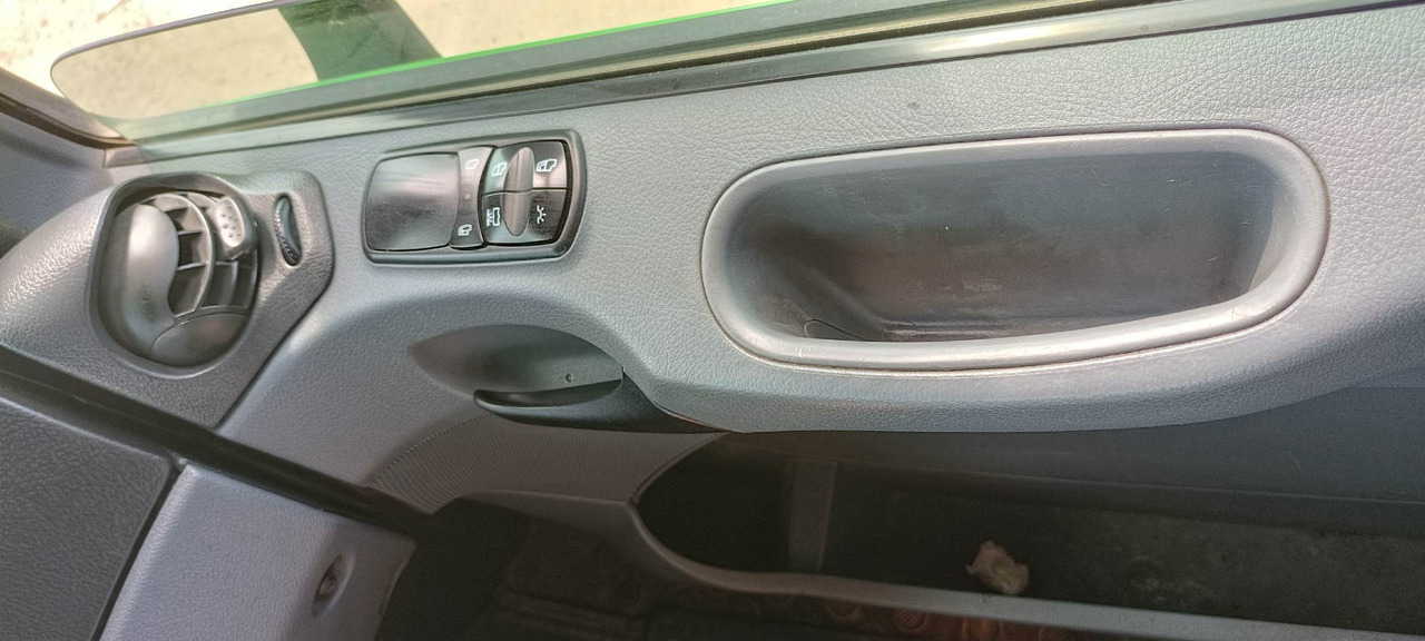 Тягач MERCEDES-BENZ АCТROS 1844 LS: фото 18