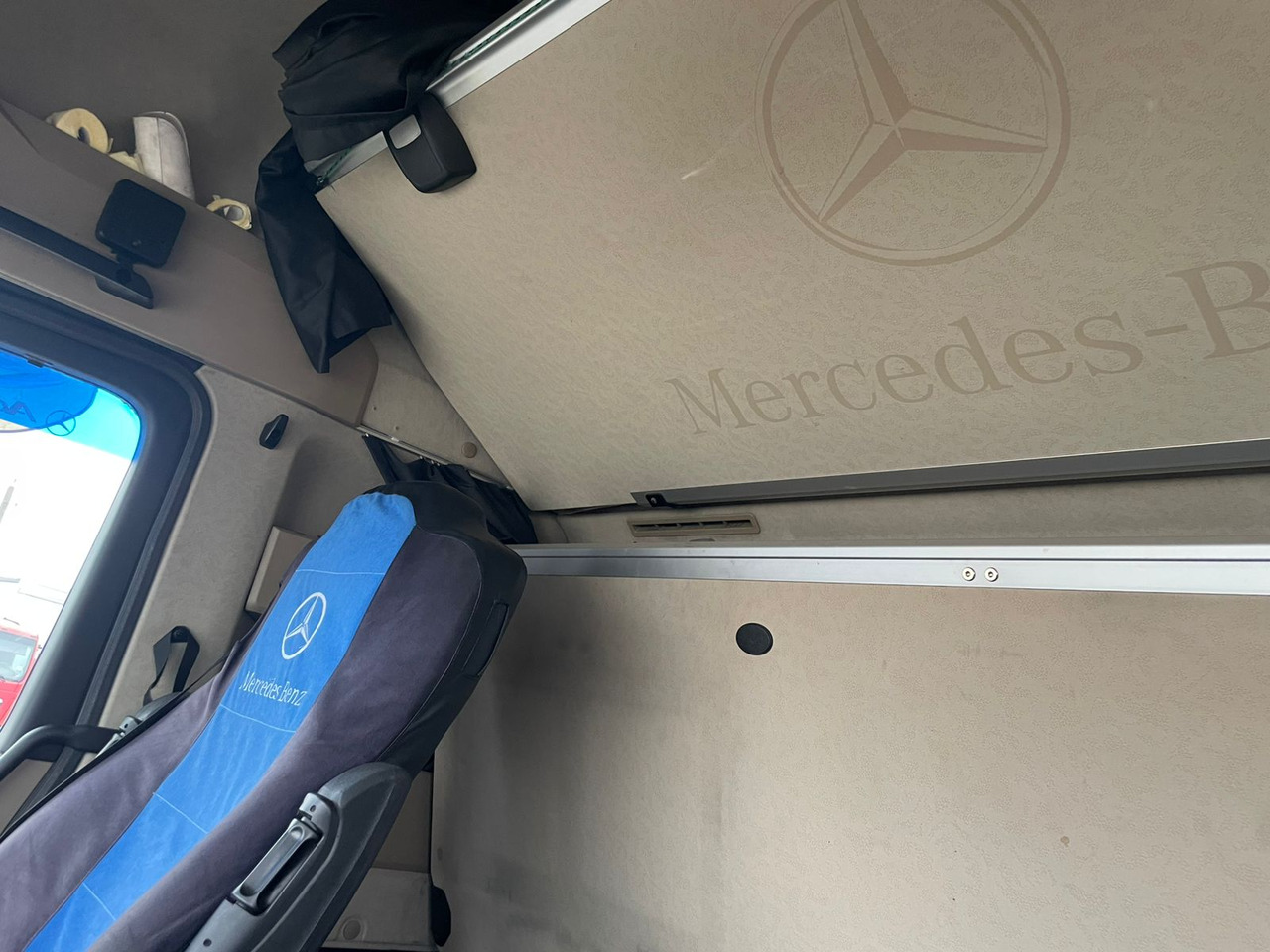 Тягач MERCEDES-BENZ ACTROS 1845 LS: фото 12