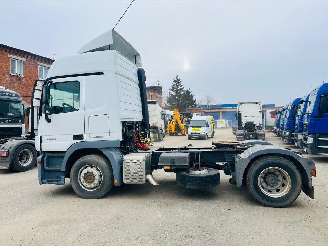 MERCEDES-BENZ Actros 1844 LS - Тягач: фото 5 MERCEDES-BENZ Actros 1844 LS - Тягач: фото 5