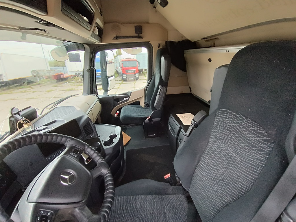 Тягач MERCEDES-BENZ Actros 1845 LS: фото 10