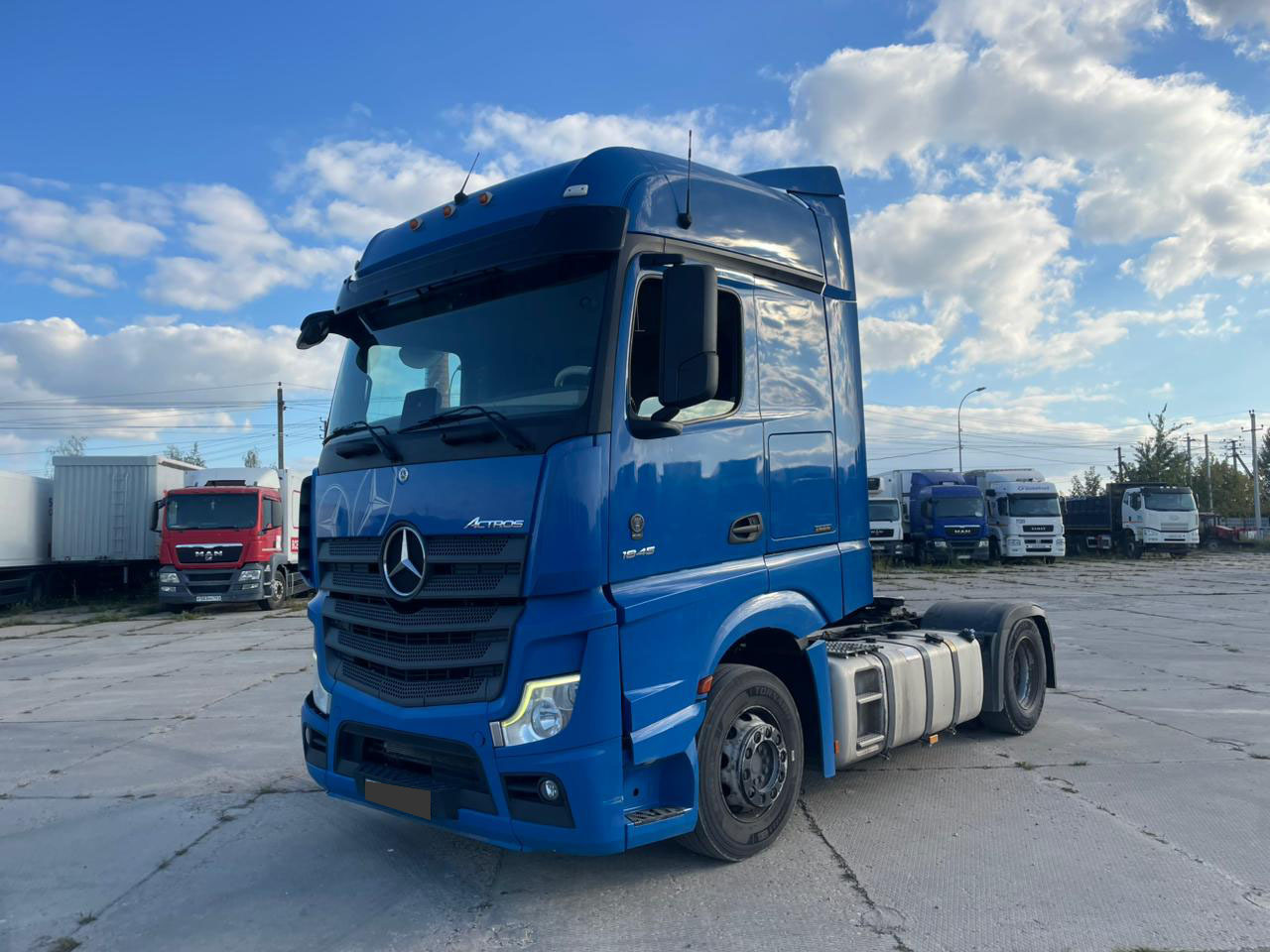 MERCEDES-BENZ Actros 1845 LS - Тягач: фото 3 MERCEDES-BENZ Actros 1845 LS - Тягач: фото 3
