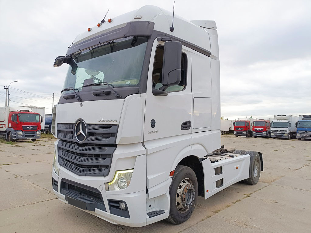 MERCEDES-BENZ Actros 1845 LS - Тягач: фото 3 MERCEDES-BENZ Actros 1845 LS - Тягач: фото 3
