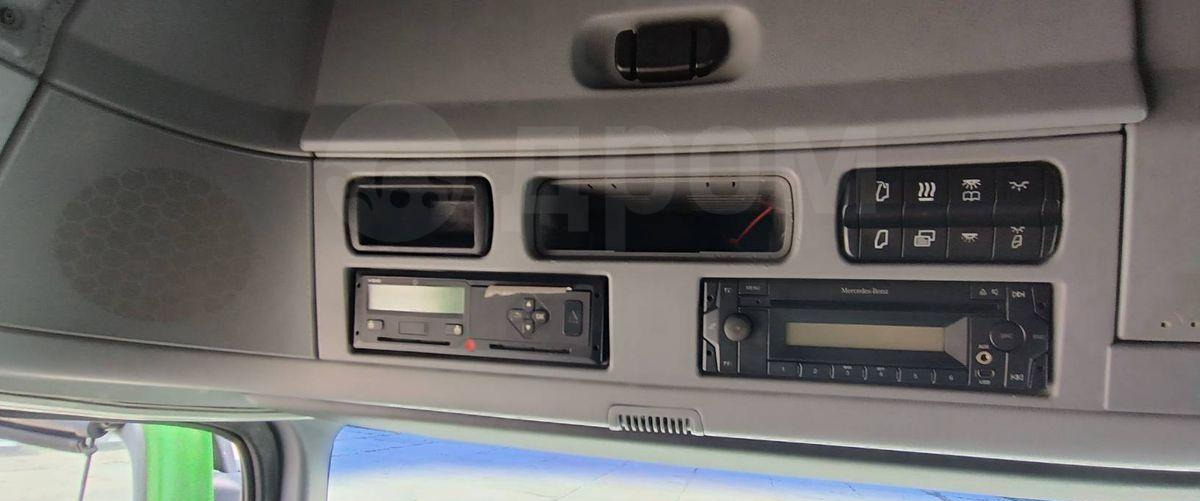 Тягач Mercedes-Benz Actros 1844: фото 14