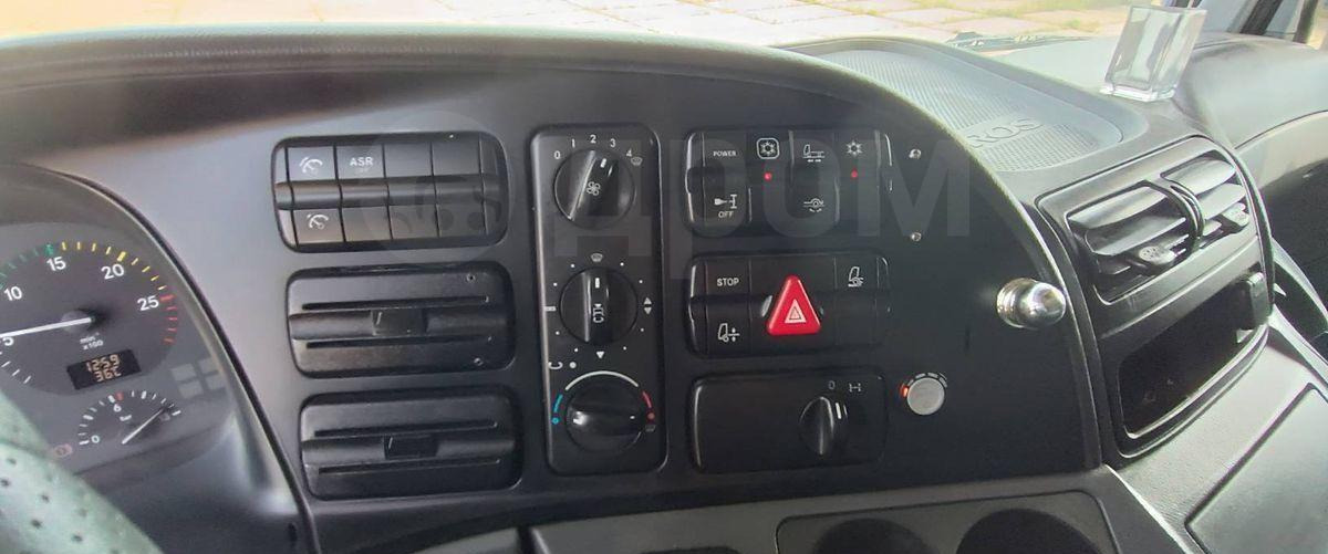 Тягач Mercedes-Benz Actros 1844: фото 13