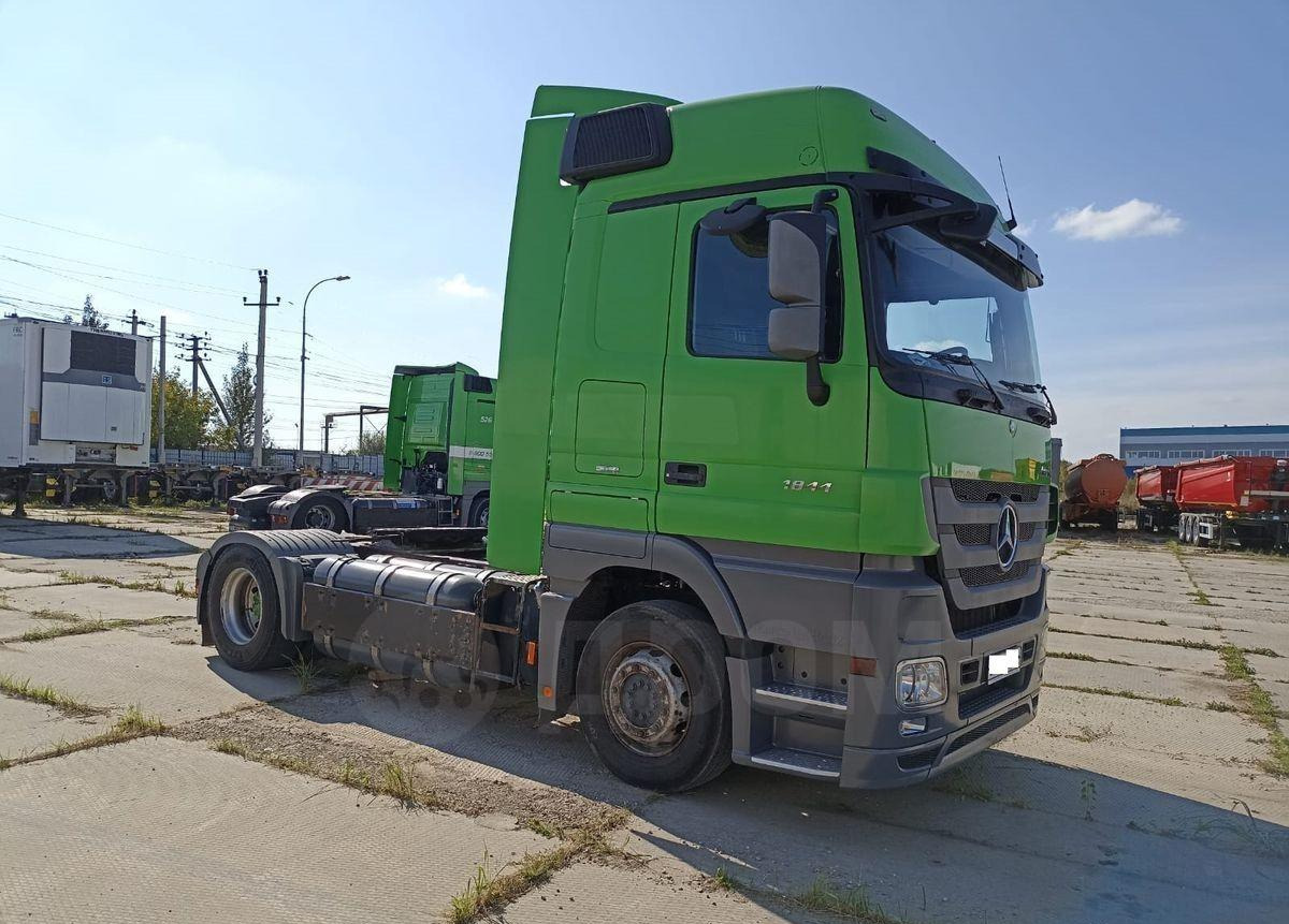 Mercedes-Benz Actros 1844 - Тягач: фото 1 Mercedes-Benz Actros 1844 - Тягач: фото 1