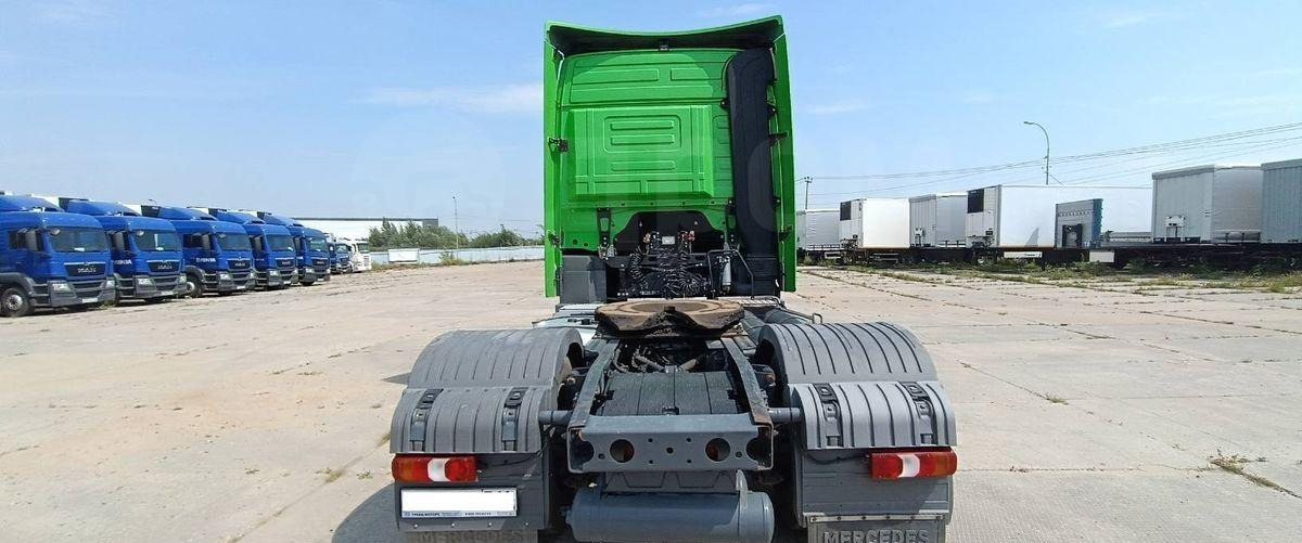 Тягач Mercedes-Benz Actros 1844: фото 8