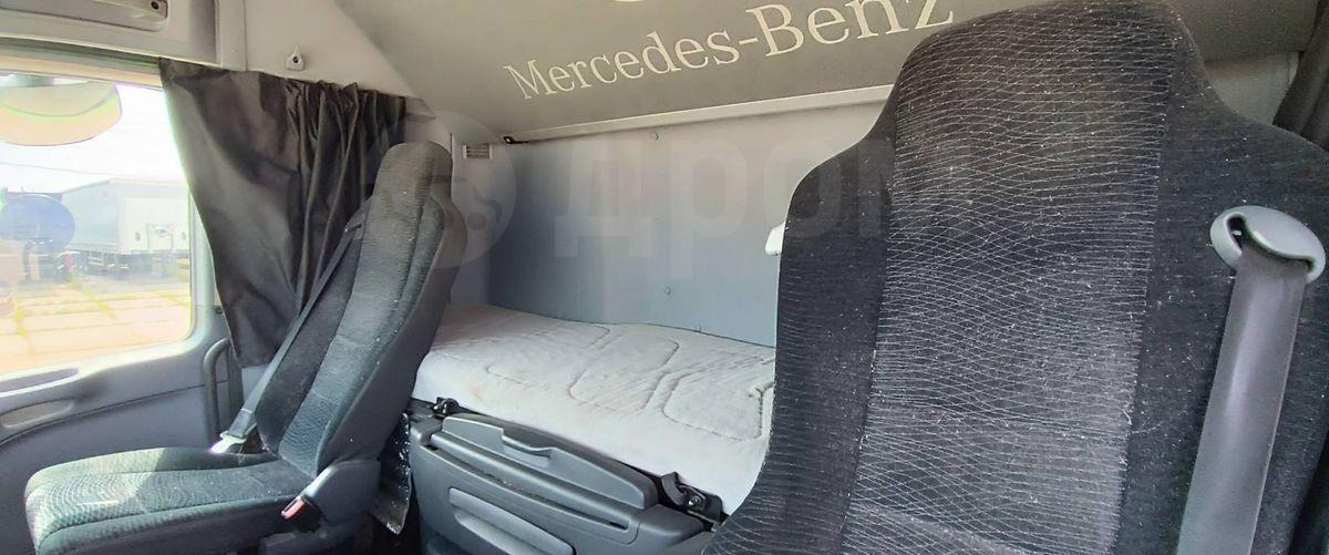 Тягач Mercedes-Benz Actros 1844: фото 11