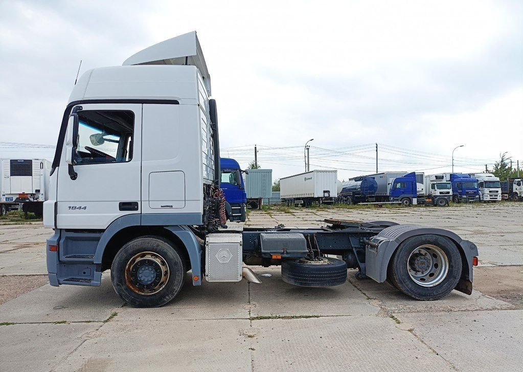 Mercedes-Benz Actros - Тягач: фото 4 Mercedes-Benz Actros - Тягач: фото 4