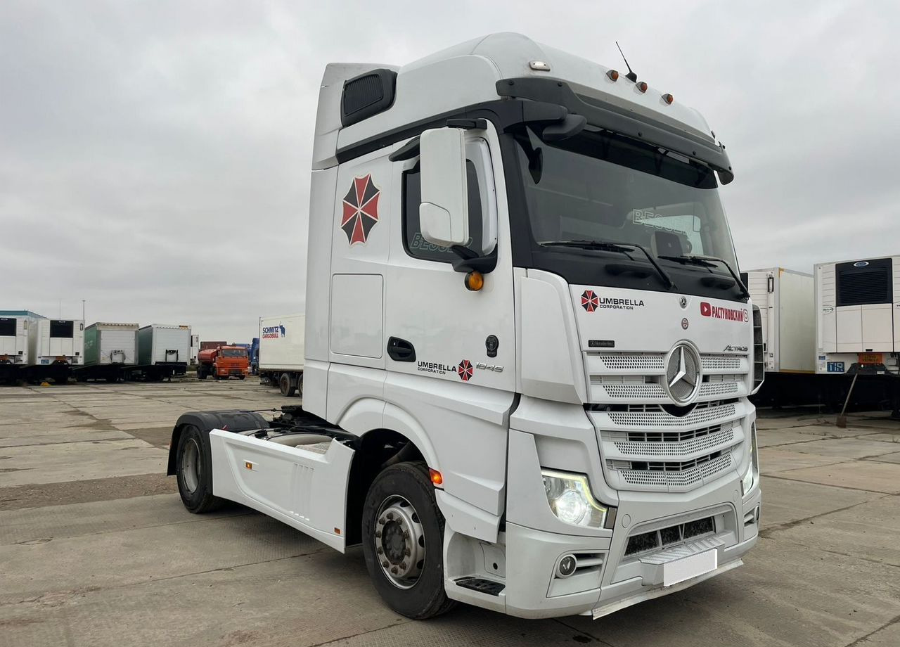 Mercedes-Benz Actros - Тягач: фото 1 Mercedes-Benz Actros - Тягач: фото 1