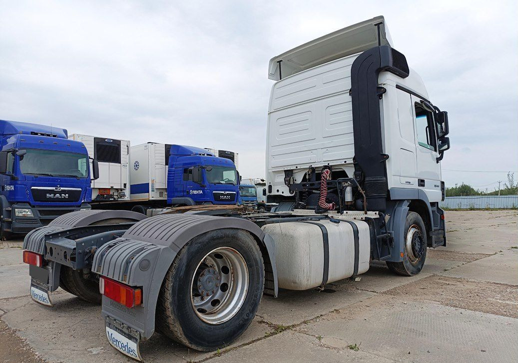 Тягач Mercedes-Benz Actros: фото 7
