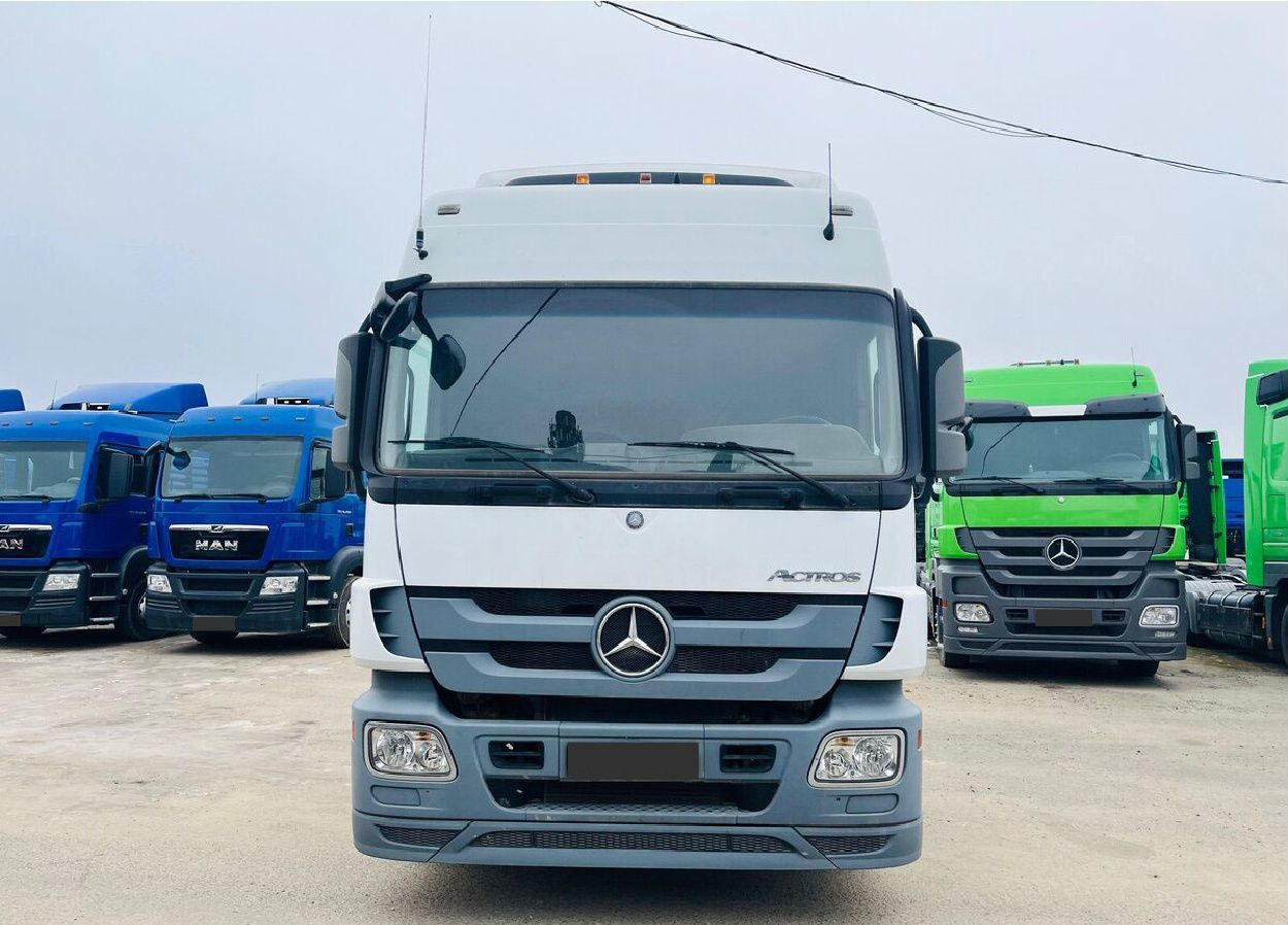 Mercedes-Benz Actros - Тягач: фото 2 Mercedes-Benz Actros - Тягач: фото 2
