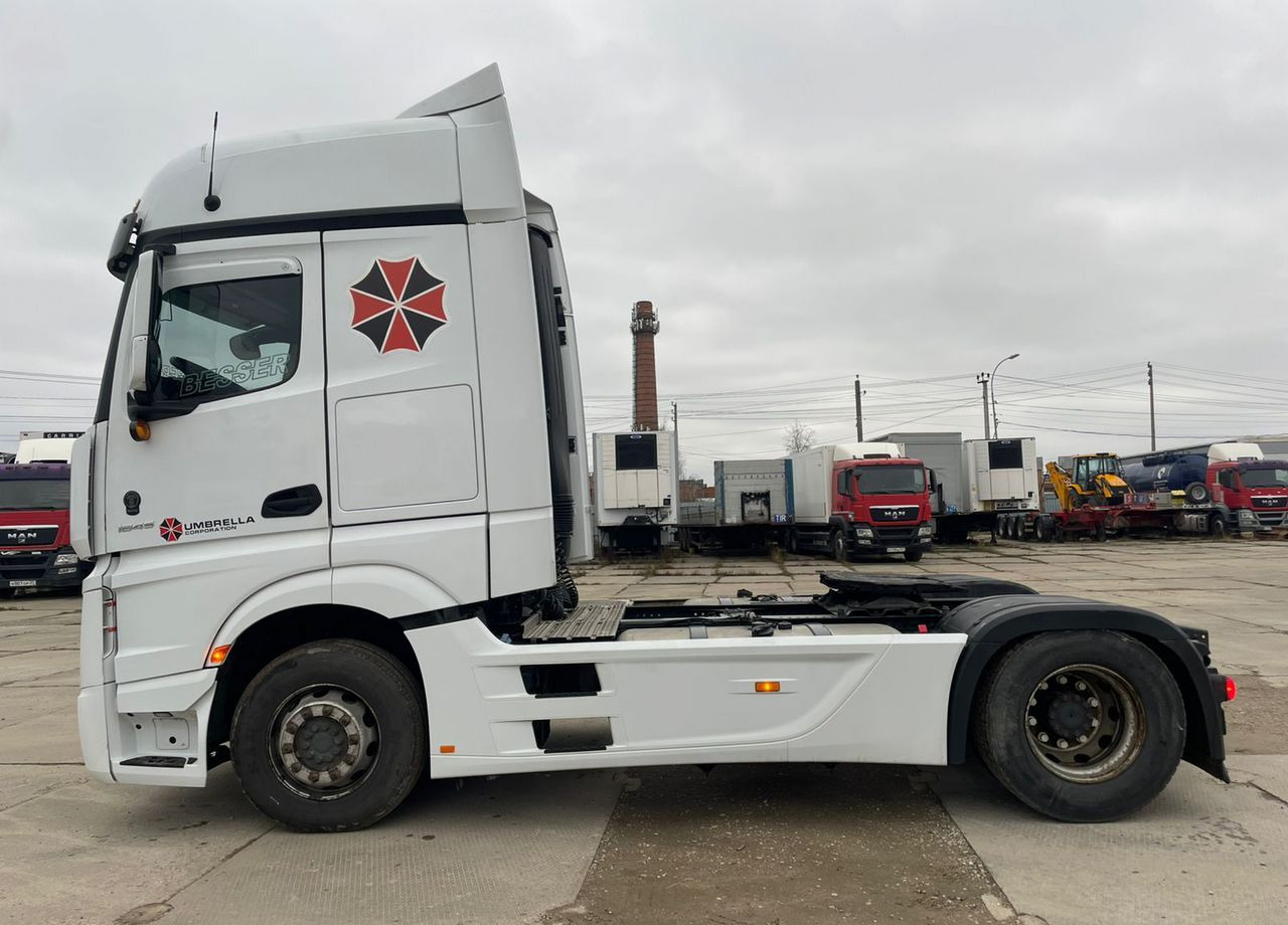 Mercedes-Benz Actros - Тягач: фото 4 Mercedes-Benz Actros - Тягач: фото 4
