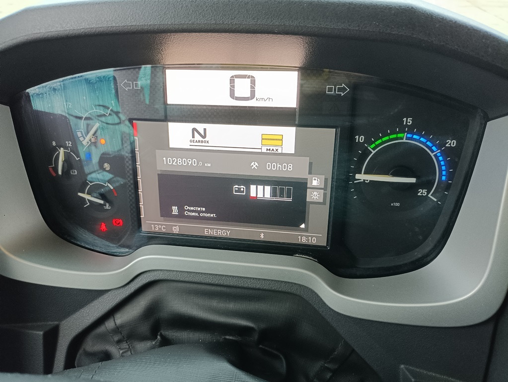 Тягач RENAULT T 4x2: фото 20 Тягач RENAULT T 4x2: фото 20