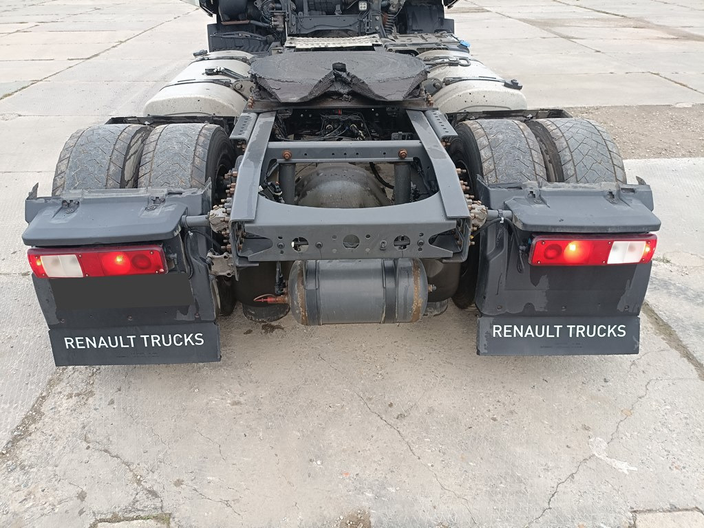 Тягач RENAULT T 4x2: фото 10 Тягач RENAULT T 4x2: фото 10