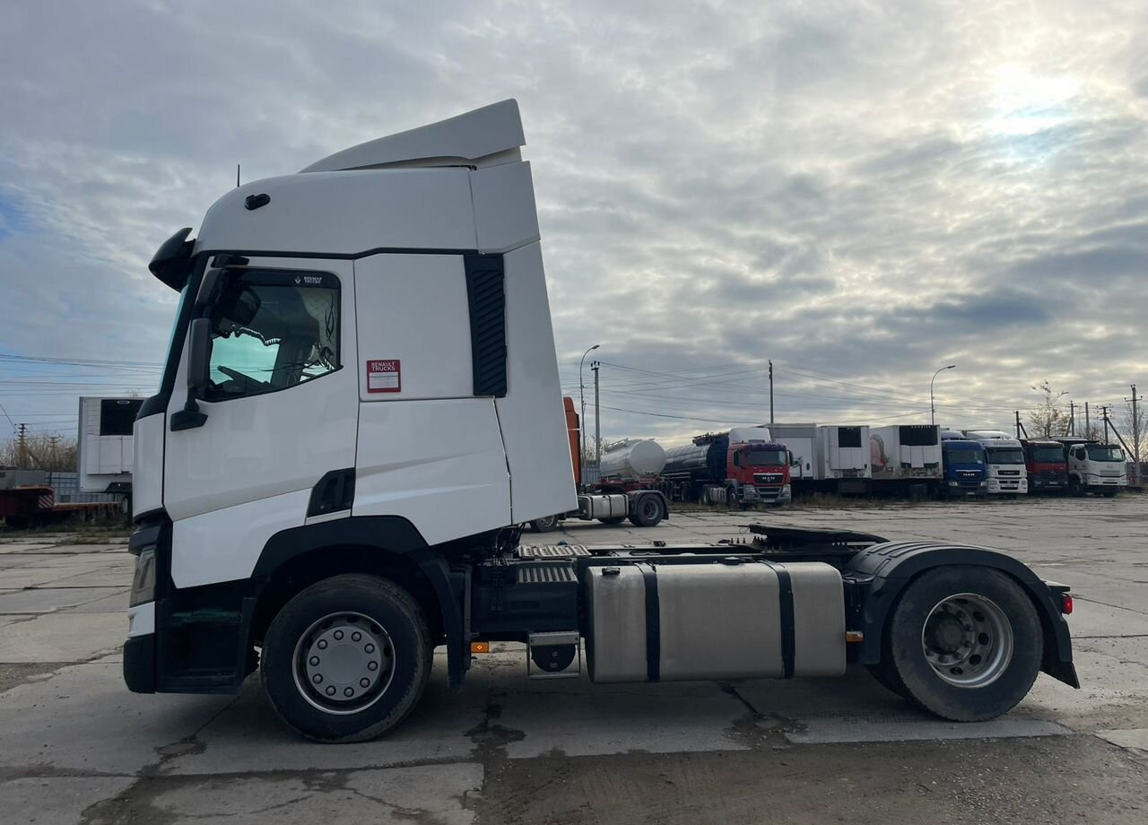 Renault T-Series - Тягач: фото 4 Renault T-Series - Тягач: фото 4