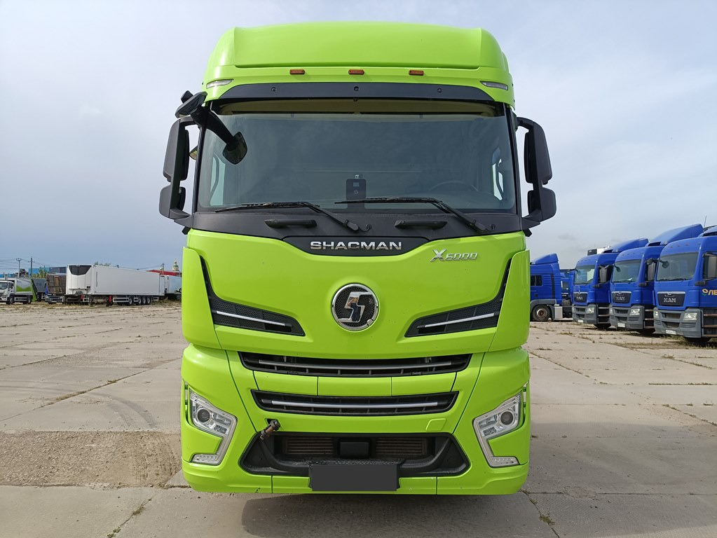 SHACMAN SX4188YY381 (Х6000) - Тягач: фото 2 SHACMAN SX4188YY381 (Х6000) - Тягач: фото 2