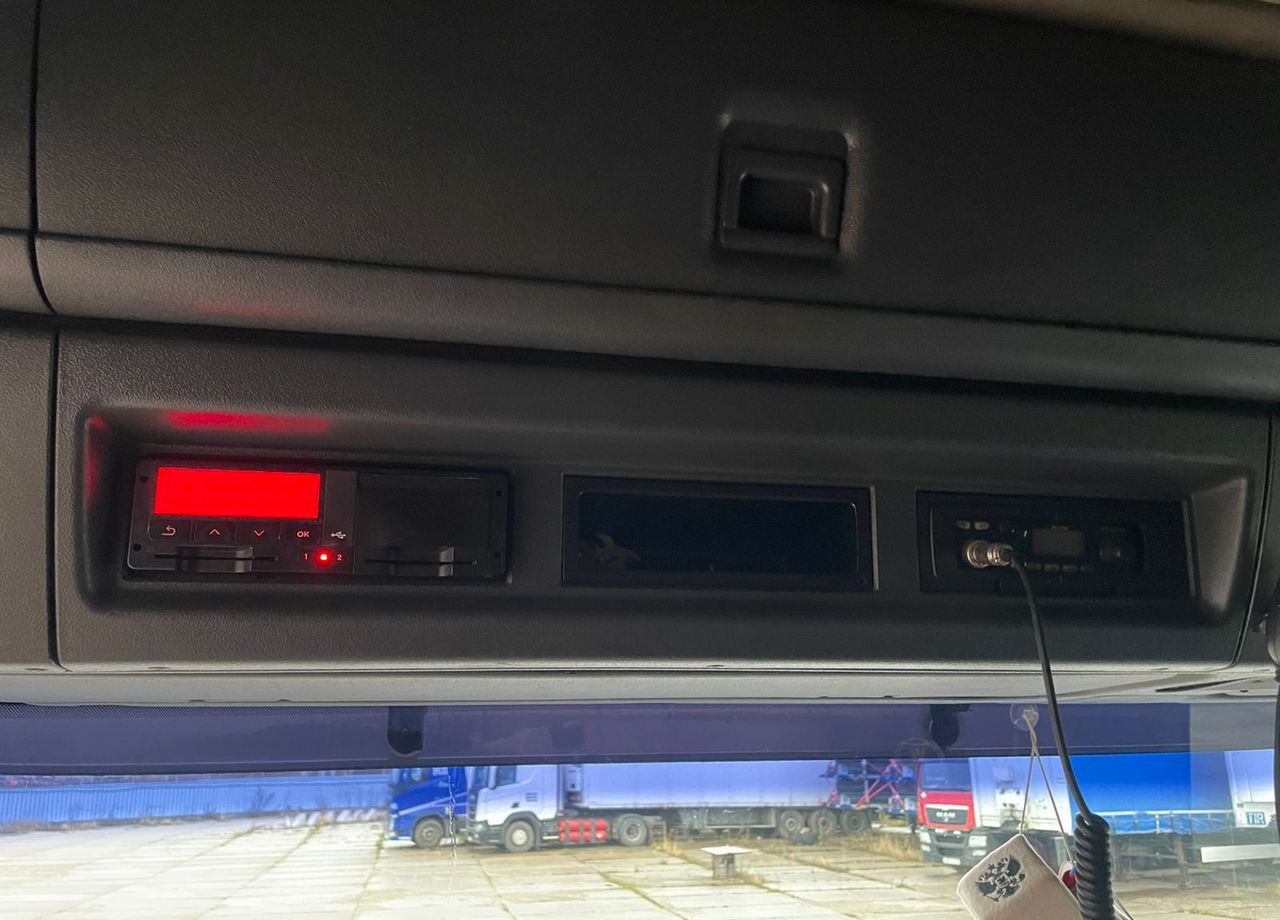 Тягач Scania G: фото 13