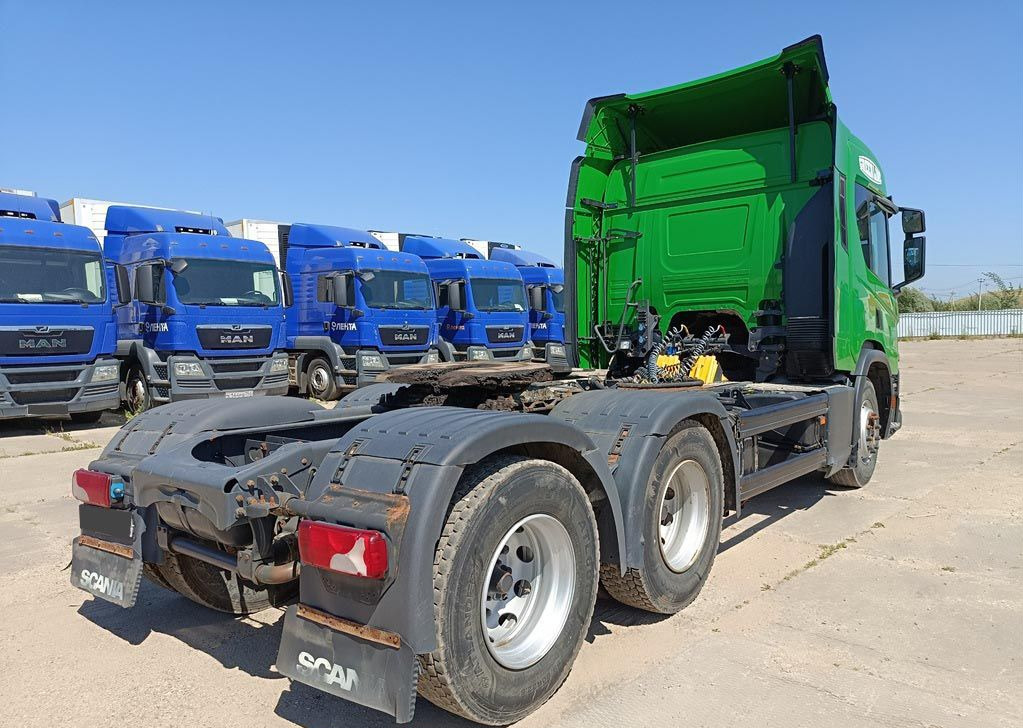 Тягач Scania P: фото 7