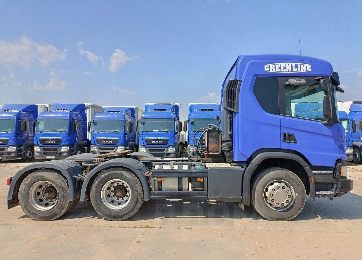 Тягач Scania P440: фото 6