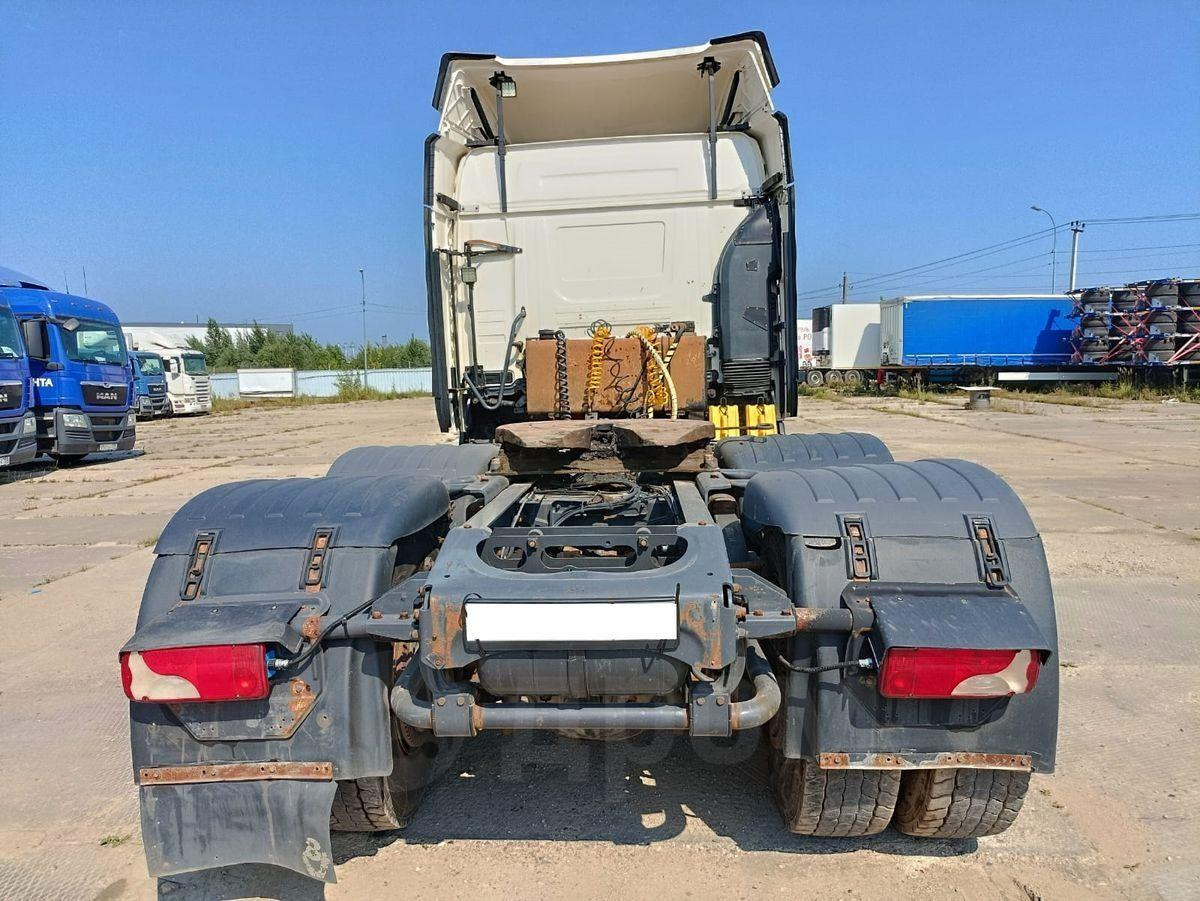 Тягач Scania P440: фото 9