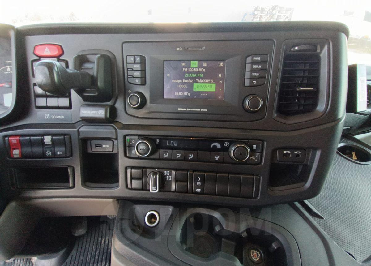 Тягач Scania P440: фото 12