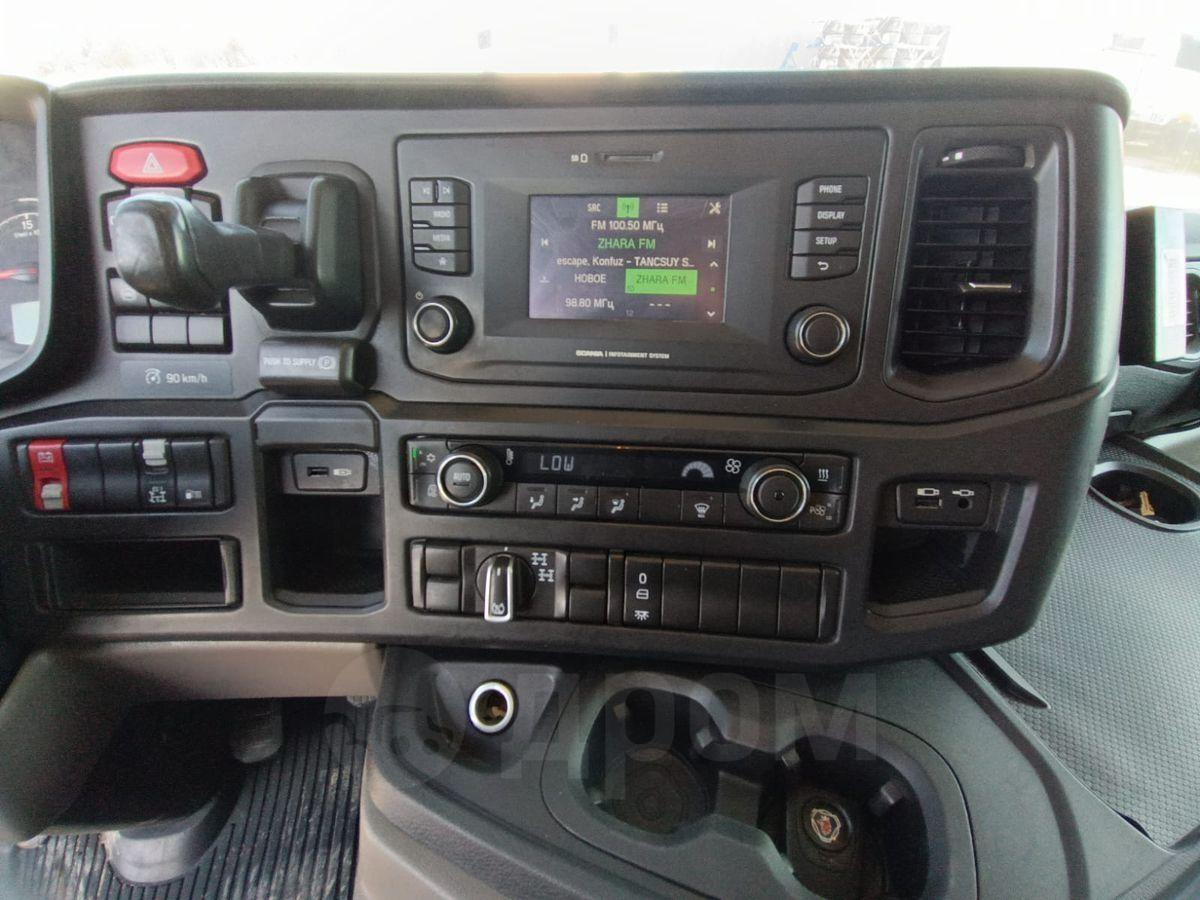 Тягач Scania P440: фото 12