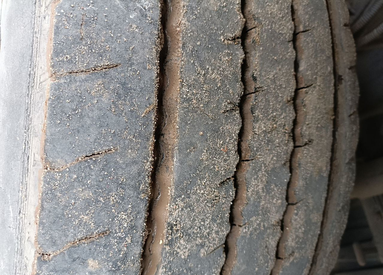 Тягач Scania R: фото 15 Тягач Scania R: фото 15