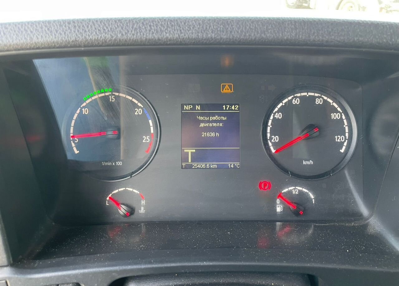 Тягач Scania R: фото 12 Тягач Scania R: фото 12