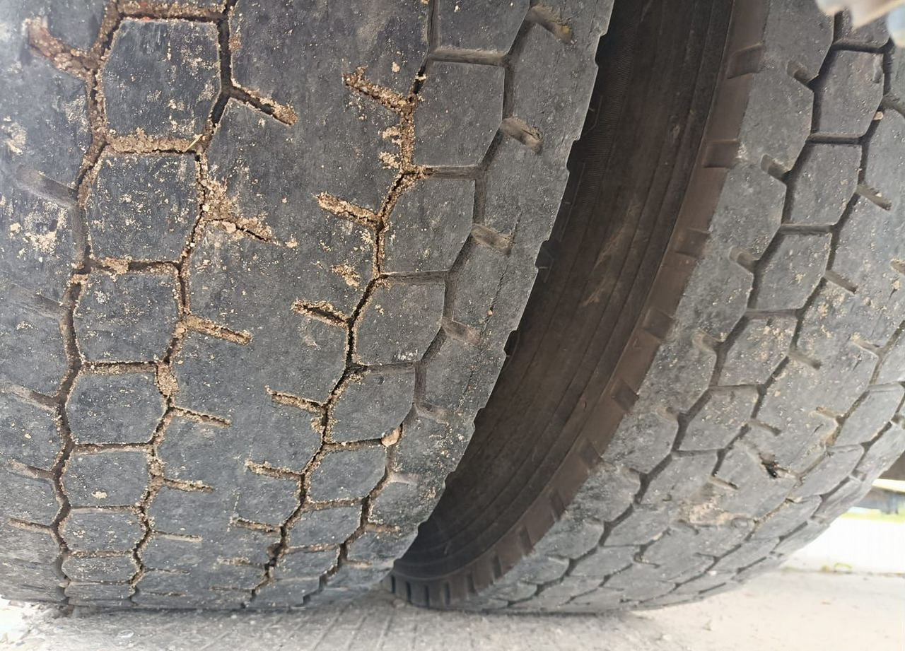 Тягач Shacman X6000: фото 23