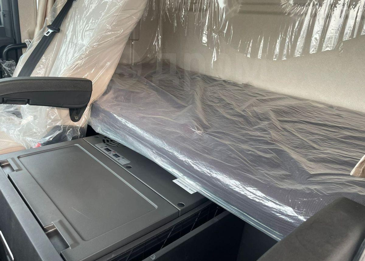 Тягач Sitrak C7H MAX: фото 13