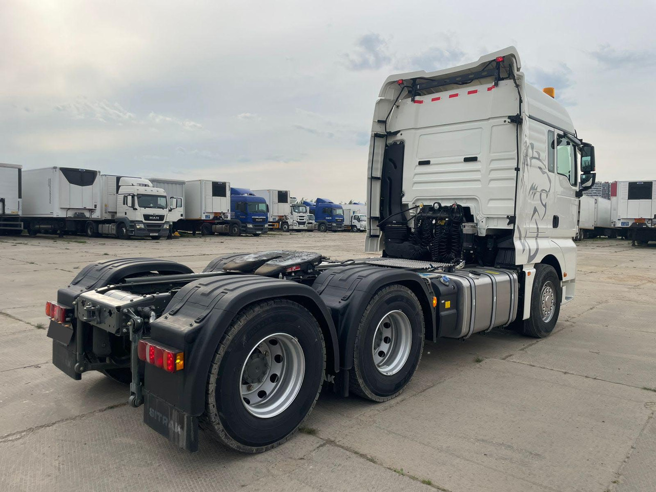 Новый Тягач Sitrak C7H MAX: фото 7