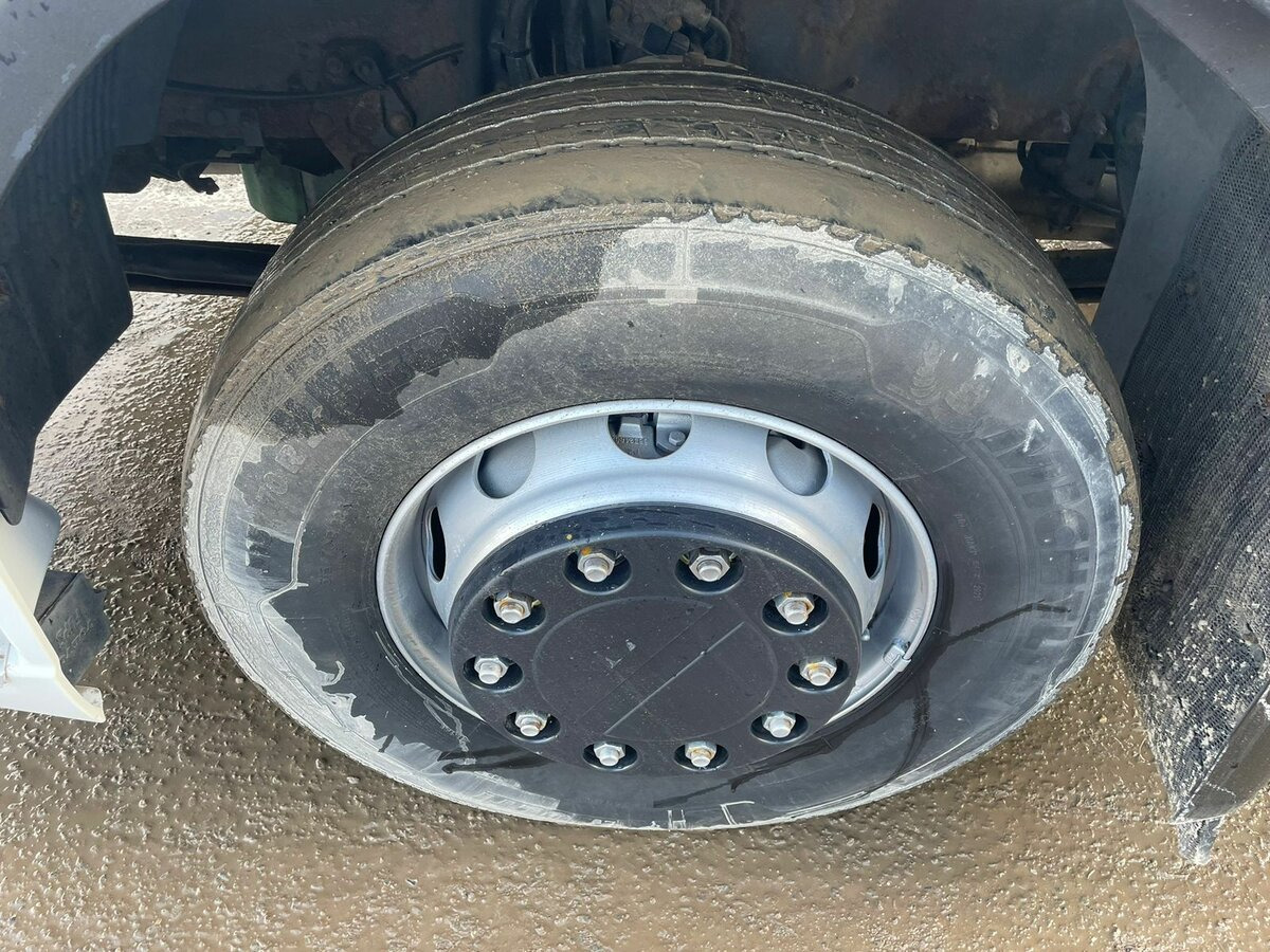 Тягач Volvo FH: фото 12 Тягач Volvo FH: фото 12