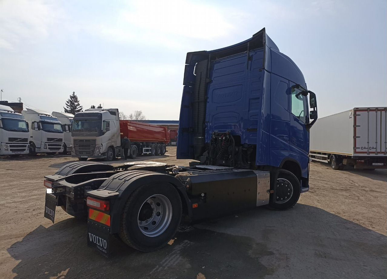 Тягач Volvo FH: фото 7