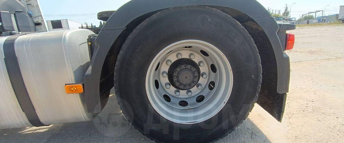 Тягач Volvo FH: фото 24